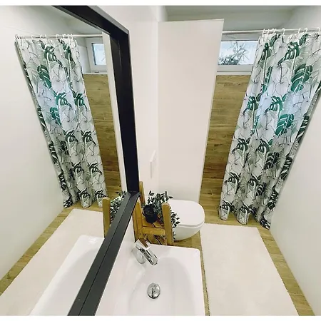 U Nás V Hliníku - Pri Liptovskej Mare * Bobrovník